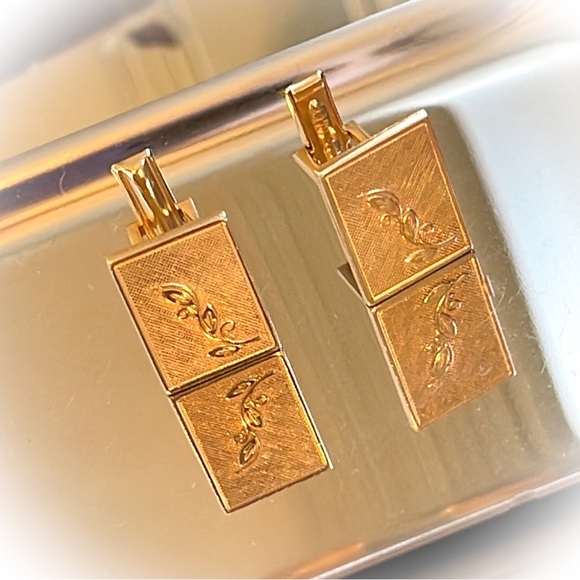 💕Beautiful Vintage Rectangle Gold Tone Cufflinks💕 - Picture 5 of 6